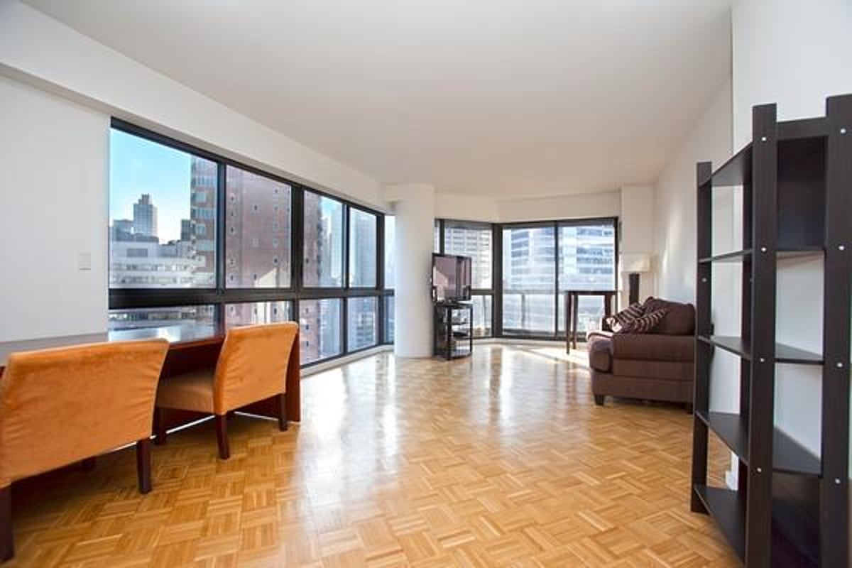 Photo for The Savoy - 200 East 61St Street Condominium in Upper East Side, Manhattan