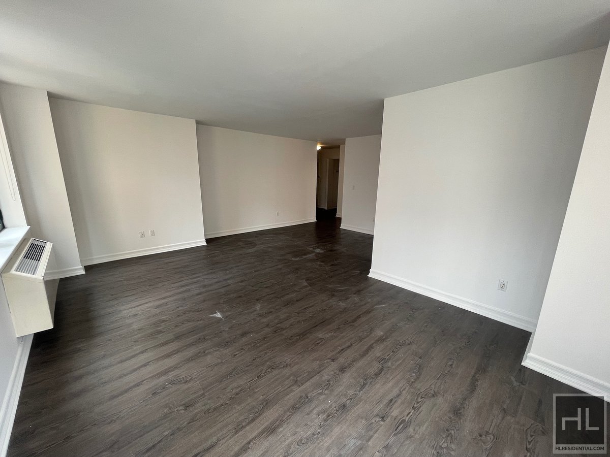 Photo for The Visionaire - 70 Little West Street Condominium in Battery Park City, Manhattan