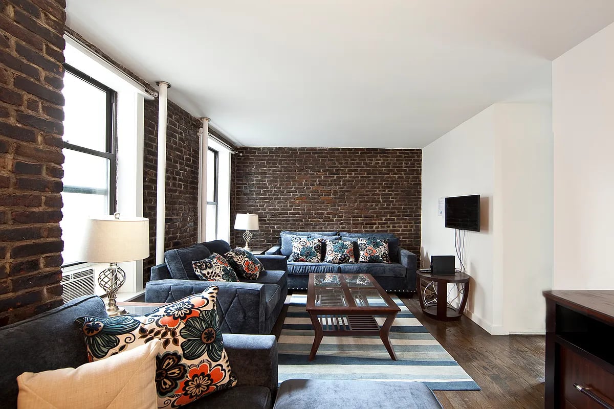 Photo for 83 BAXTER STREET - 83 Baxter Street Rental Building in Chinatown, Manhattan