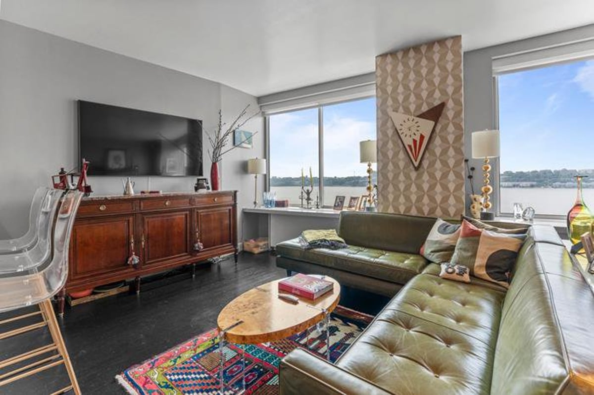 Photo for Trump Place - 200 Riverside Boulevard Condominium in Lincoln Square, Manhattan