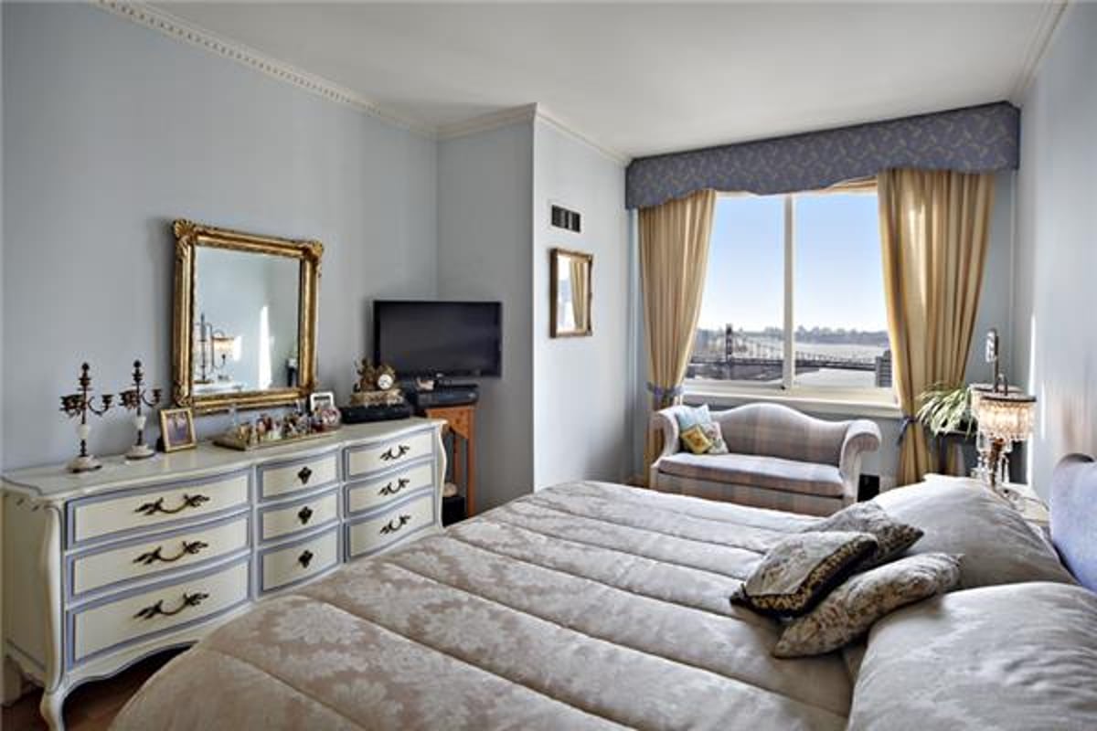 Photo for The Belaire - 524 East 72nd Street Condominium in Upper East Side, Manhattan