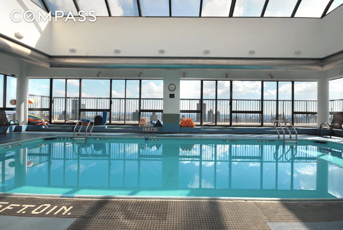 Photo for Evans Tower Condominium - 171 East 84th Street Condominium in Upper East Side, Manhattan