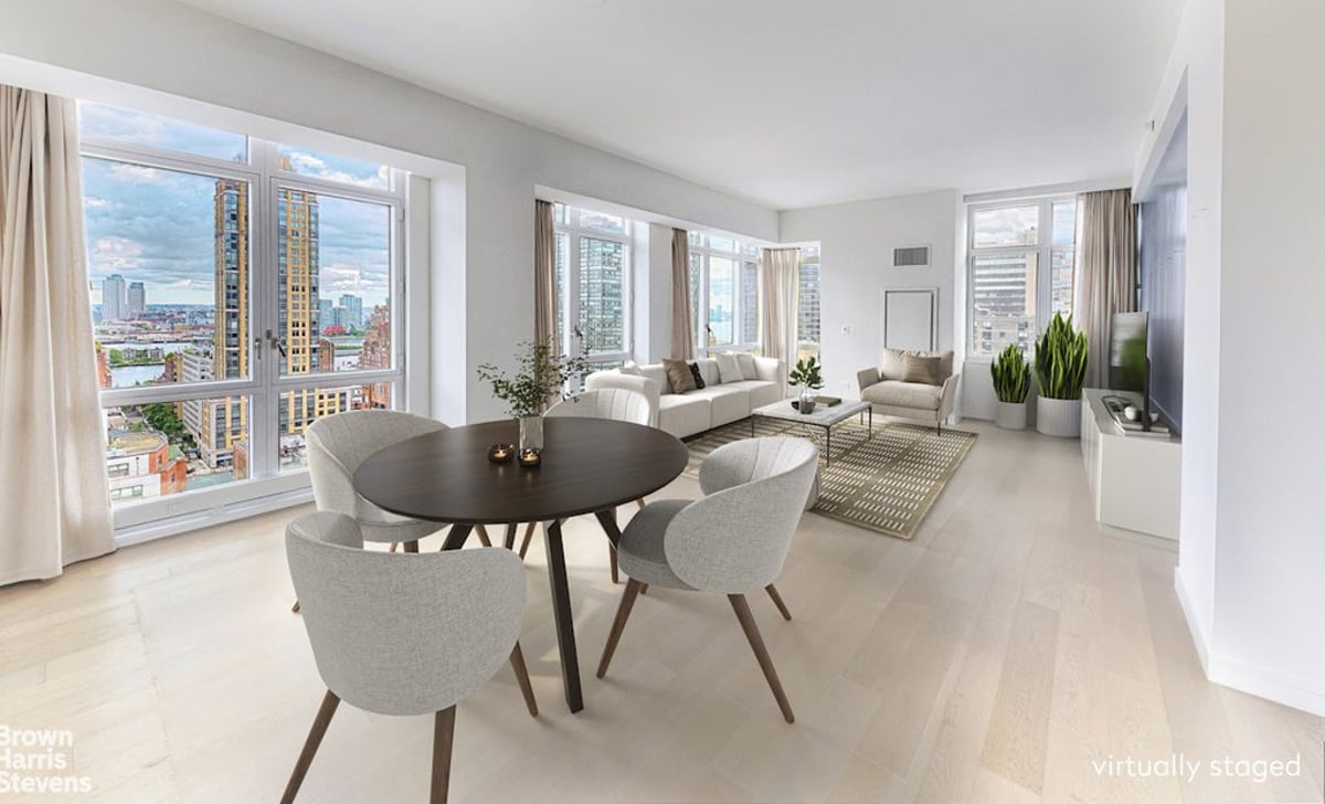 Photo for Halcyon - 305 East 51St Street Condominium in Midtown East, Manhattan