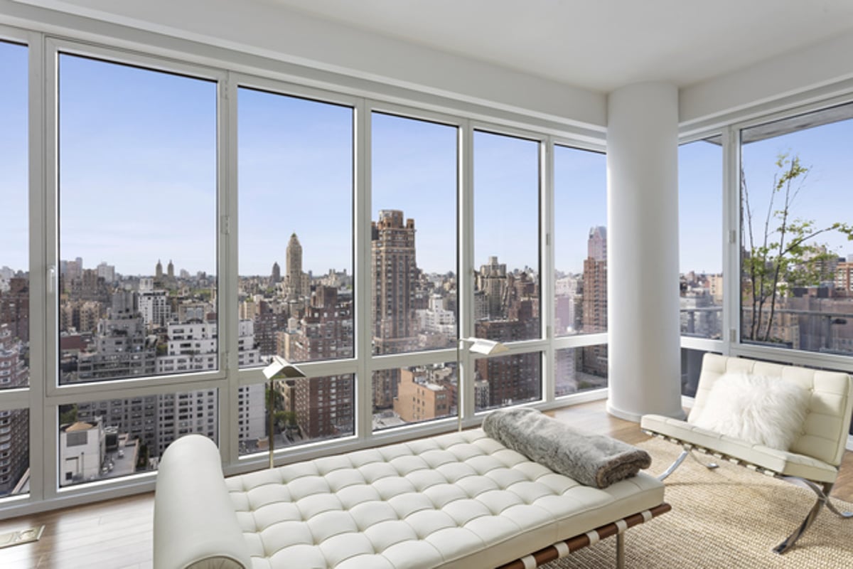 Photo for Casa 74 - 255 East 74th Street Condominium in Upper East Side, Manhattan