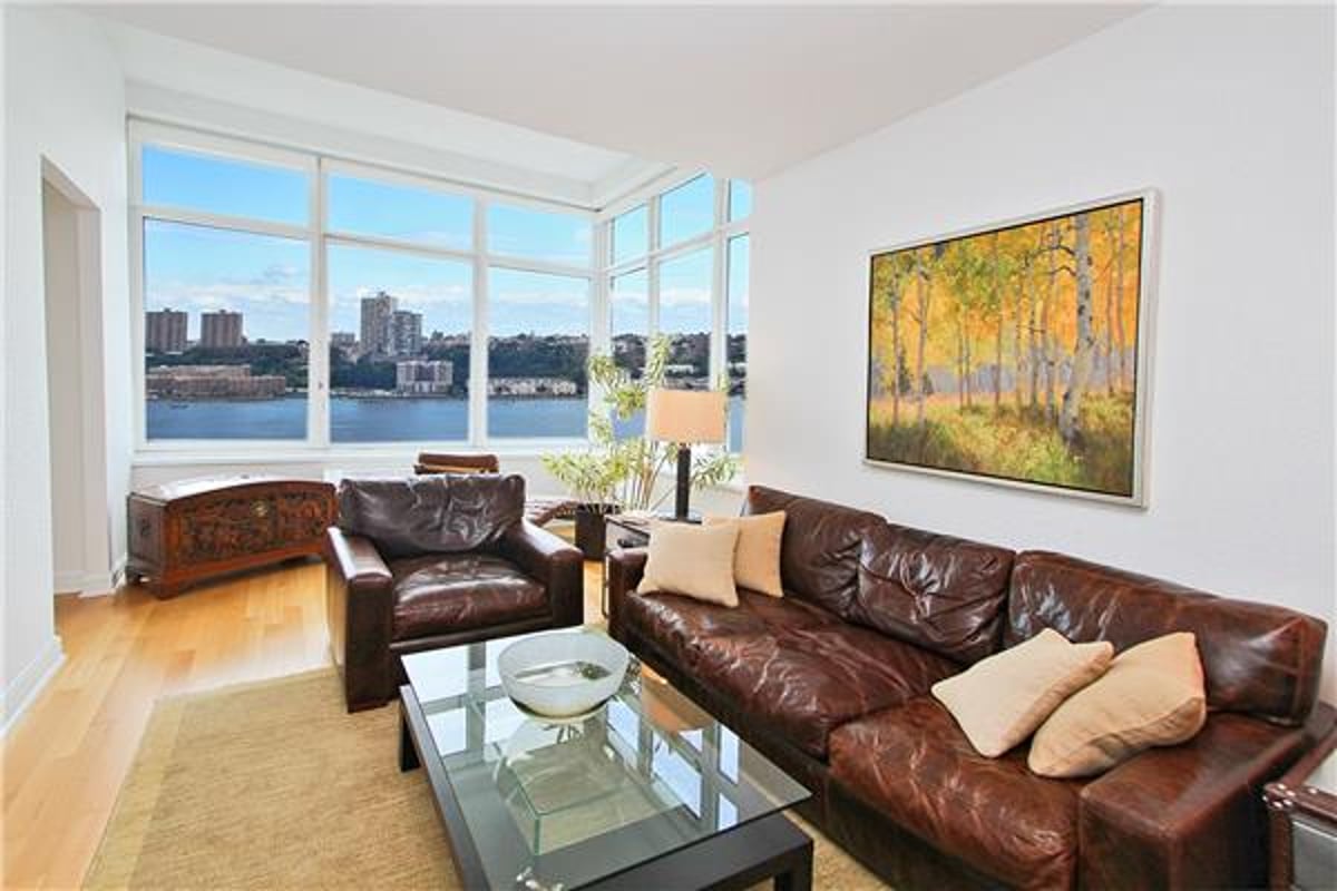 Photo for The Rushmore - 80 Riverside Boulevard Condominium in Upper West Side, Manhattan
