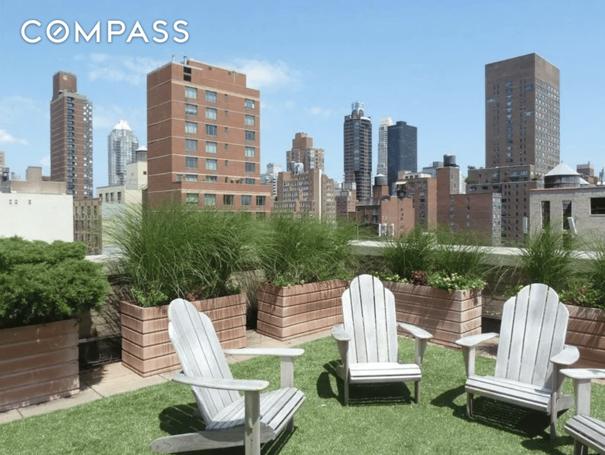 Photo for Bridge Tower Place - 401 East 60th Street Condominium in Upper East Side, Manhattan