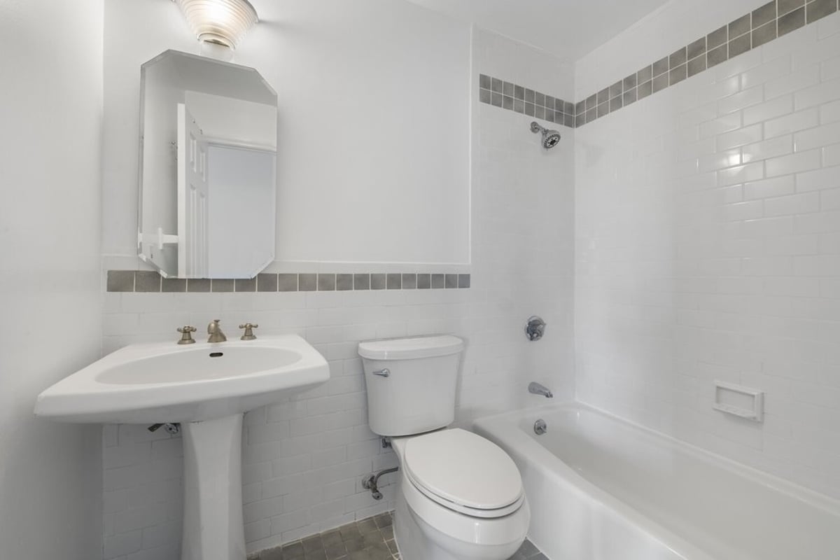 Photo for The Chesterfield - 186 West 80th Street Condominium in Upper West Side, Manhattan