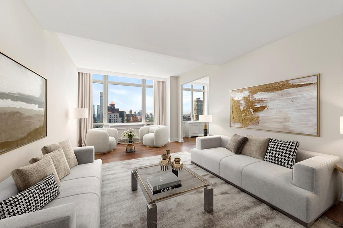 Photo for Bridge Tower Place - 401 East 60th Street Condominium in Upper East Side, Manhattan