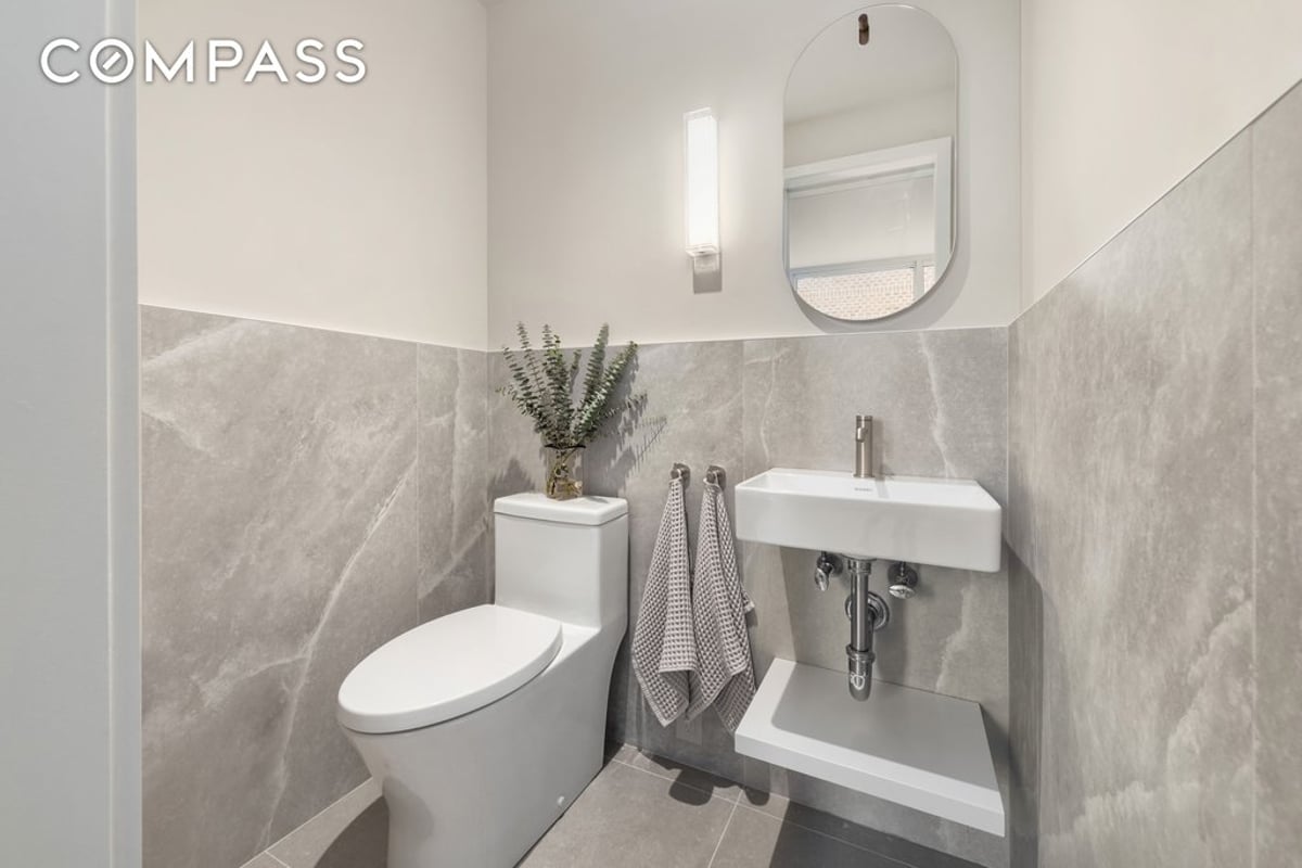 Photo for The Impala - 404 East 76th Street Condominium in Upper East Side, Manhattan