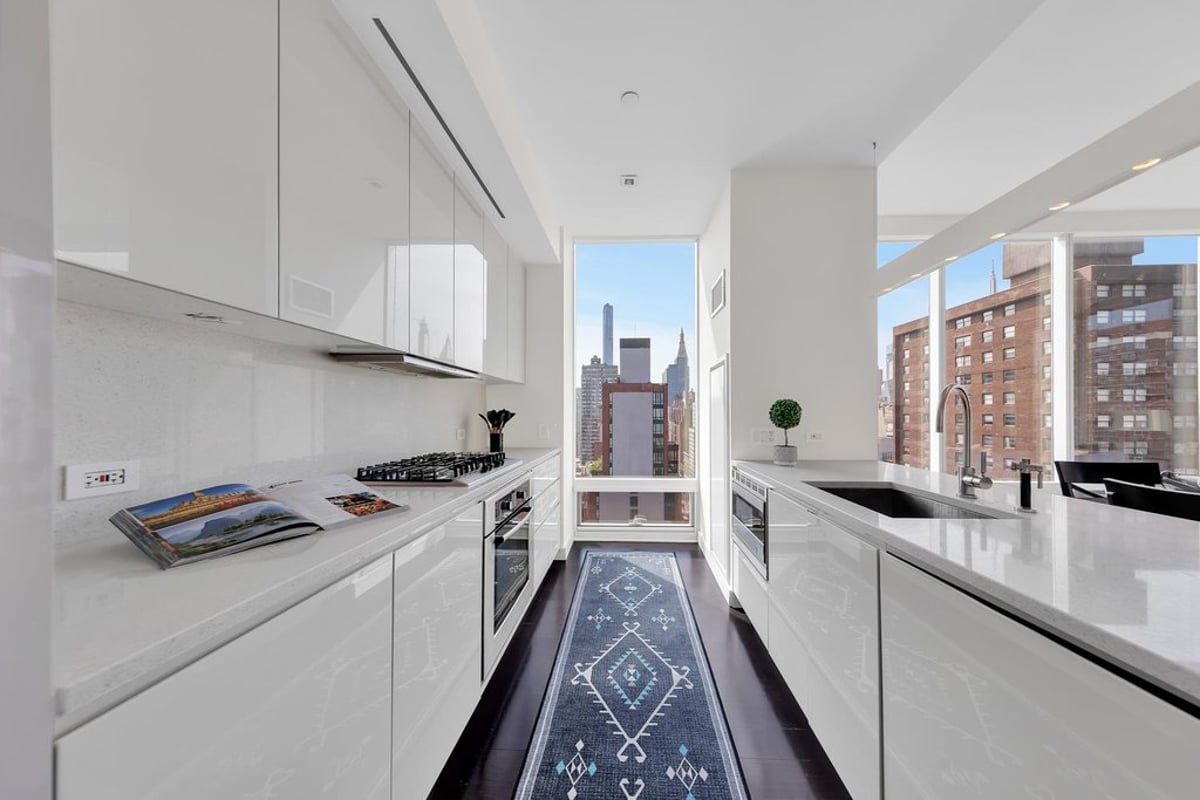 Photo for Tempo - 300 East 23rd Street Condominium in Gramercy Park, Manhattan