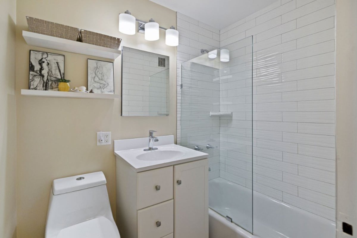 Photo for The Pembroke - 435 East 77th Street Cooperative in Upper East Side, Manhattan