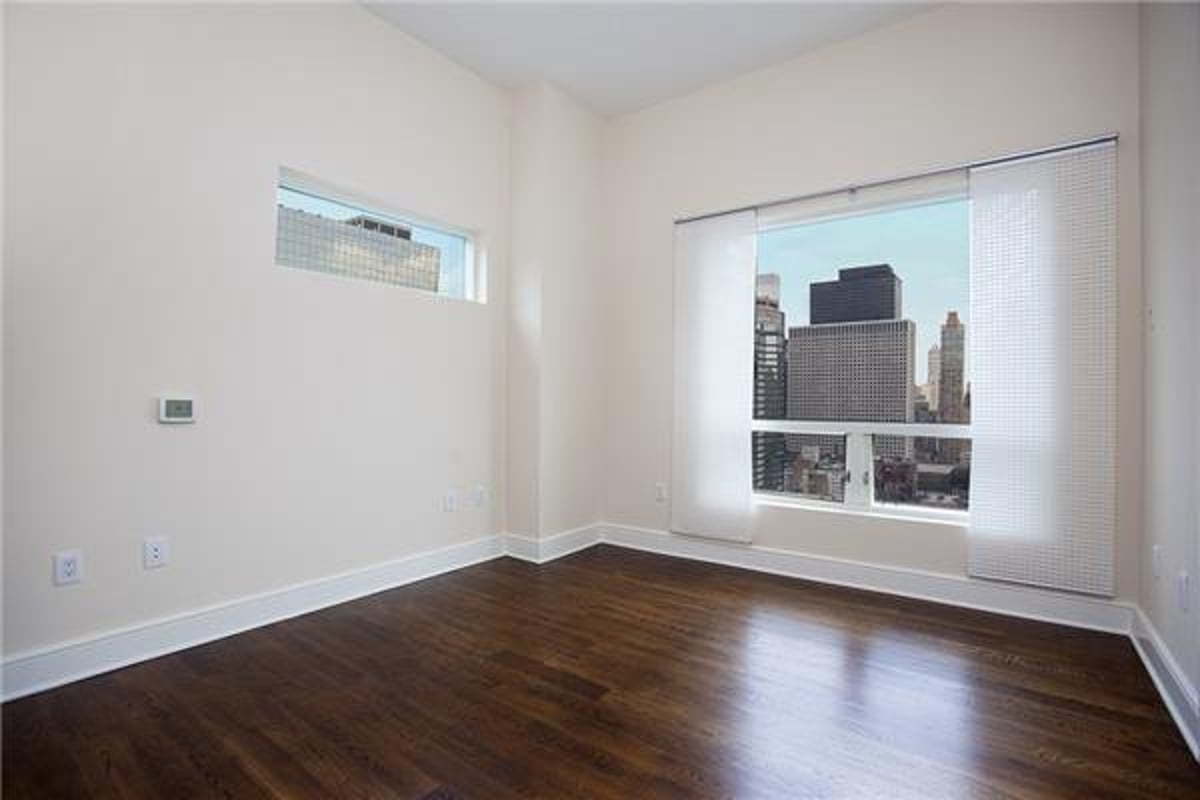Photo for The Alexander - 250 East 49th Street Condominium in Midtown East, Manhattan
