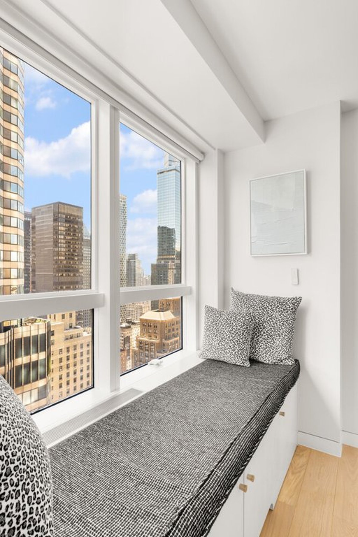 Photo for Metropolitan Tower - 146 West 57th Street Condominium in Midtown, Manhattan