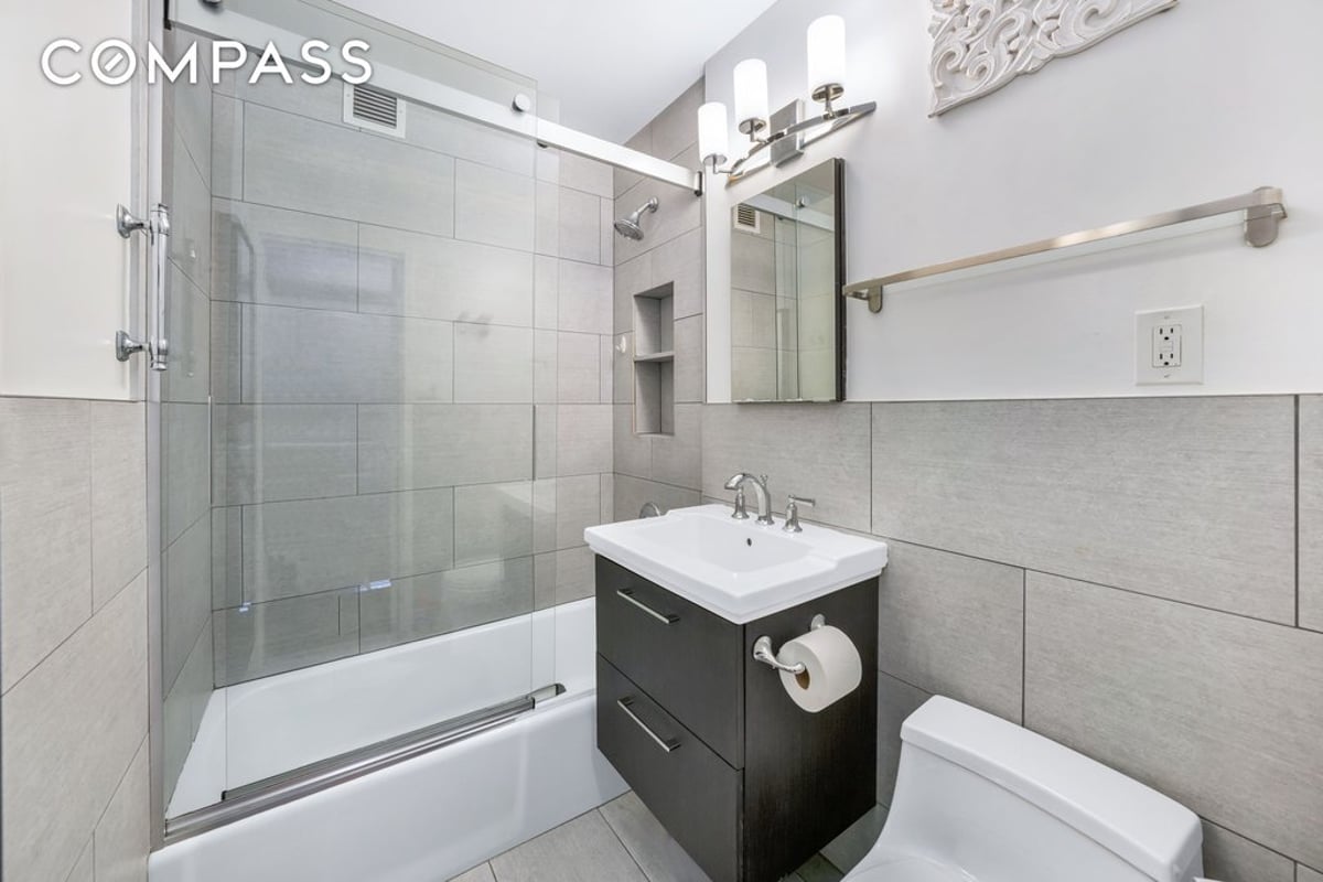 Photo for The Revere - 400 East 54th Street Condominium in Midtown East, Manhattan