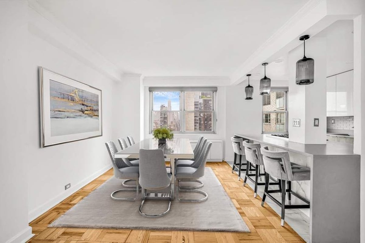 Photo for The Churchill - 300 East 40th Street Condominium in Turtle Bay, Manhattan