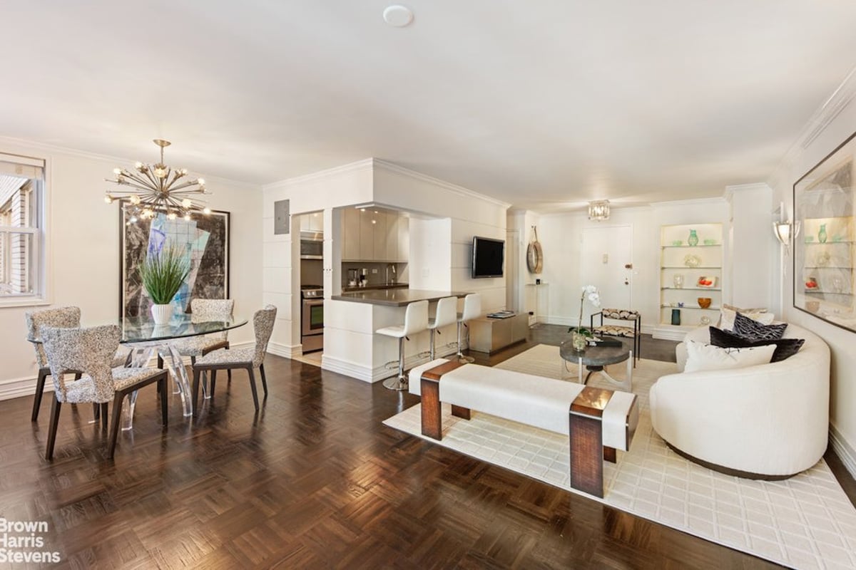 Photo for 215 East 80th Street - 215 East 80th Street Condominium in Upper East Side, Manhattan