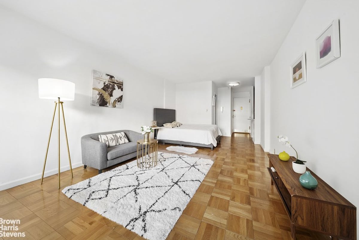 Photo for The Eastmore - 240 East 76th Street Condominium in Upper East Side, Manhattan