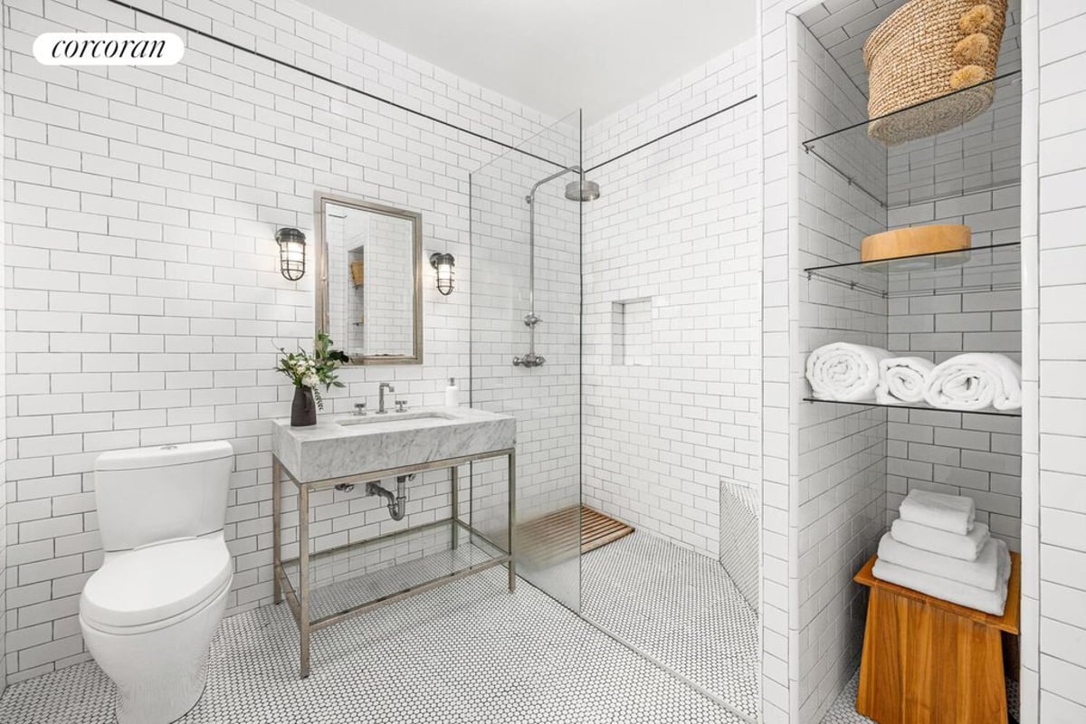 Photo for Diamond Duane - 137 Duane Street Condominium in Tribeca, Manhattan