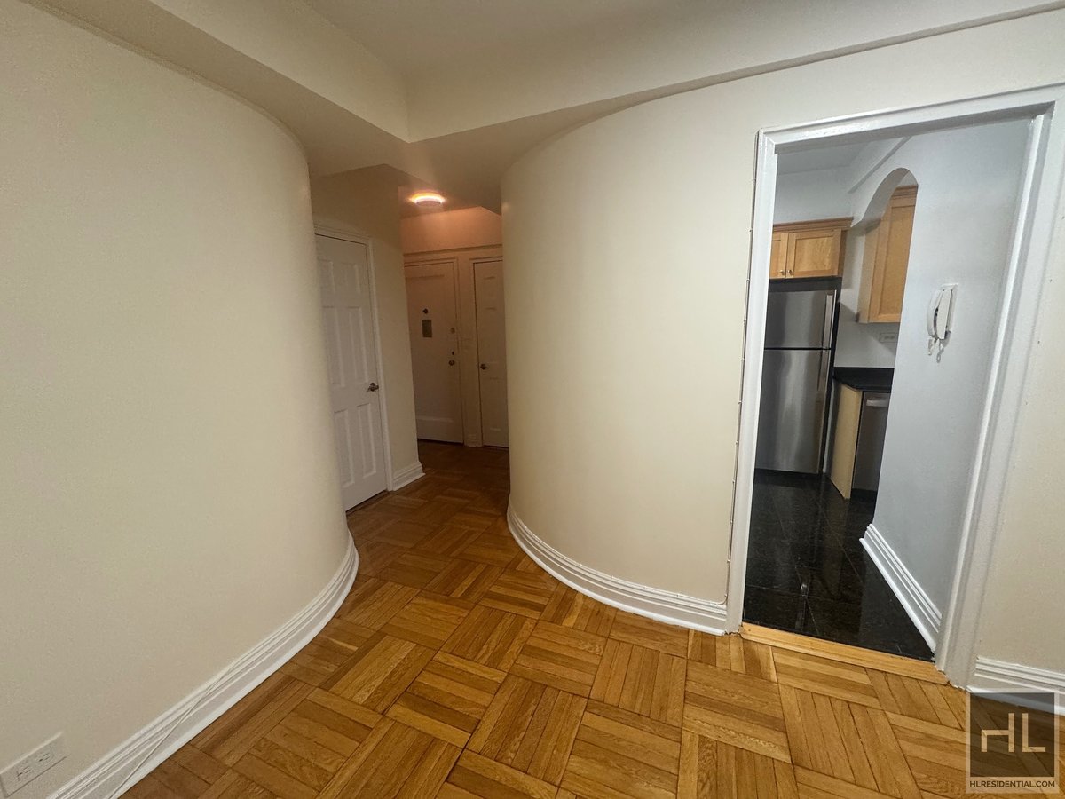 Photo for 141 EAST 56 STREET - 141 East 56th Street Rental Building in Midtown East, Manhattan