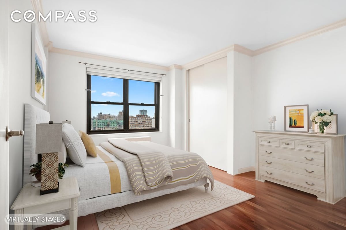 Photo for Lincoln Towers - 180 West End Avenue Condominium in Upper West Side, Manhattan