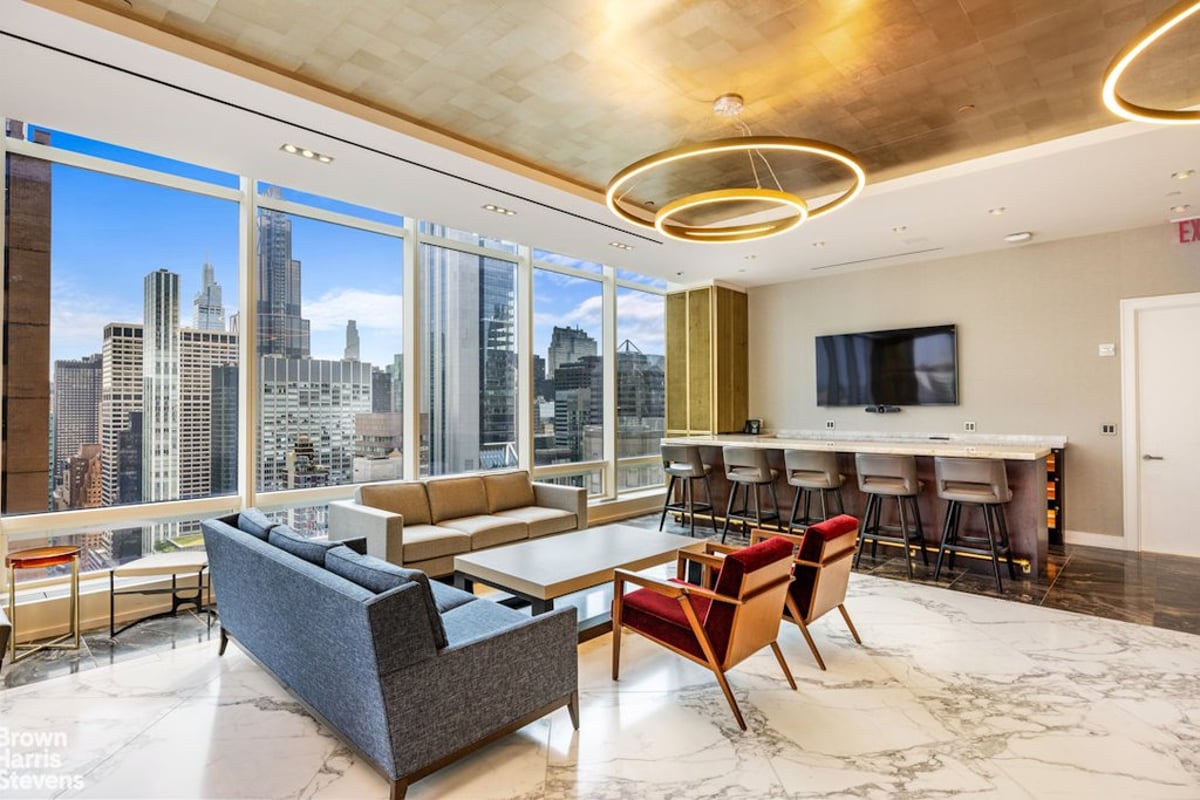 Photo for One Beacon Court - 151 East 58th Street Condominium in Midtown East, Manhattan