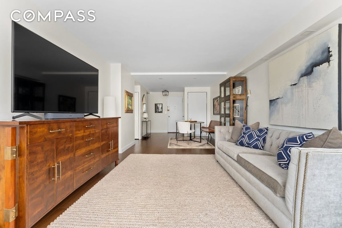 Photo for Mayfair Towers - 15 West 72nd Street Cooperative in Upper West Side, Manhattan