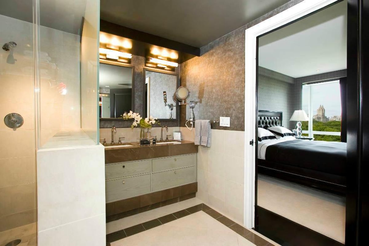 Photo for JW Marriott Essex House - 160 Central Park South Condominium in Midtown, Manhattan