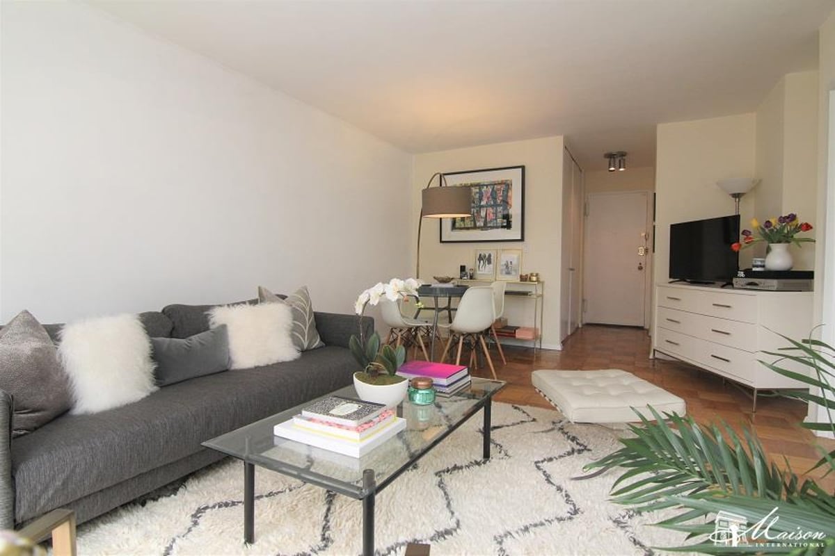 Photo for Tower 53 - 159 West 53rd Street Condominium in Midtown, Manhattan