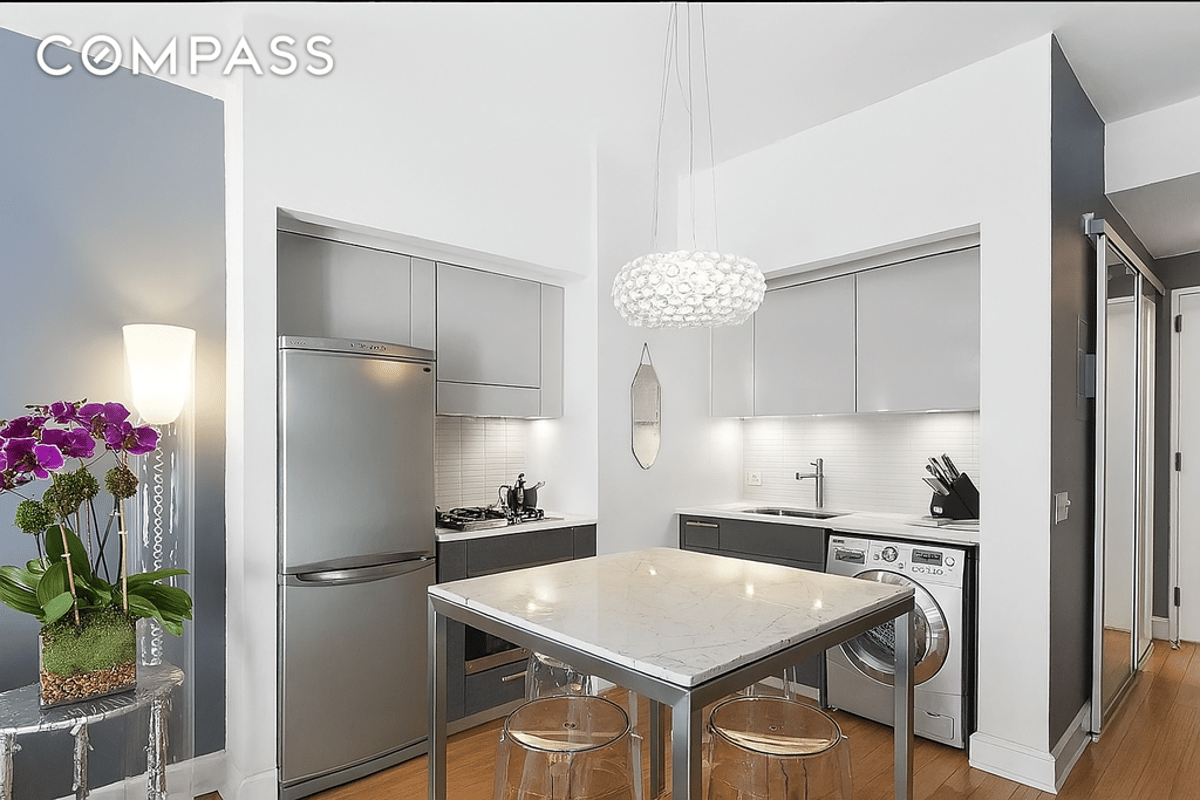 Photo for The 505 - 505 West 47th Street Condominium in Midtown West, Manhattan