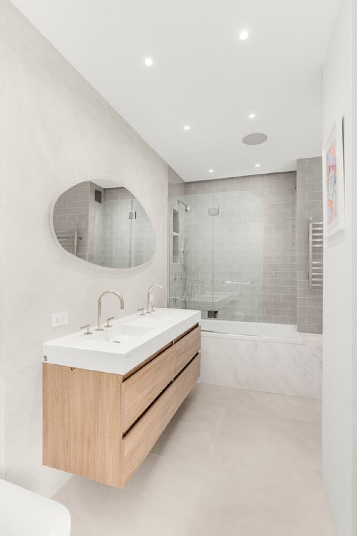 Photo for Metropolitan Tower - 146 West 57th Street Condominium in Midtown, Manhattan