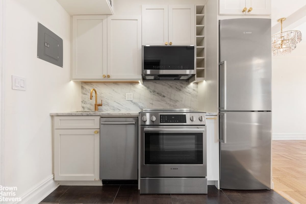 Photo for 24 Fifth Avenue - 24 Fifth Avenue Cooperative in Greenwich Village, Manhattan