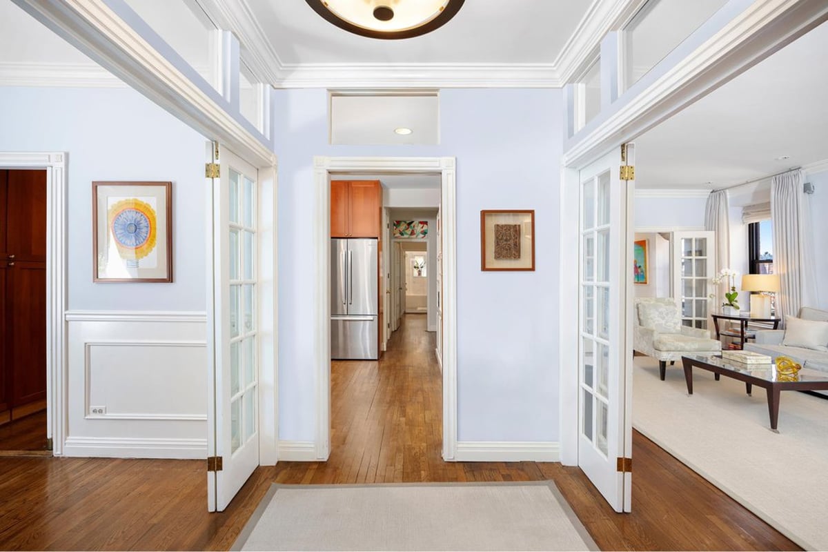 Photo for The Orwell House - 257 Central Park West Cooperative in Upper West Side, Manhattan