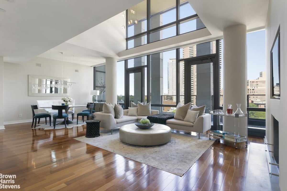 Photo for 101 Warren - 99 Warren Street And 101 Warren Street Condominium in Tribeca, Manhattan