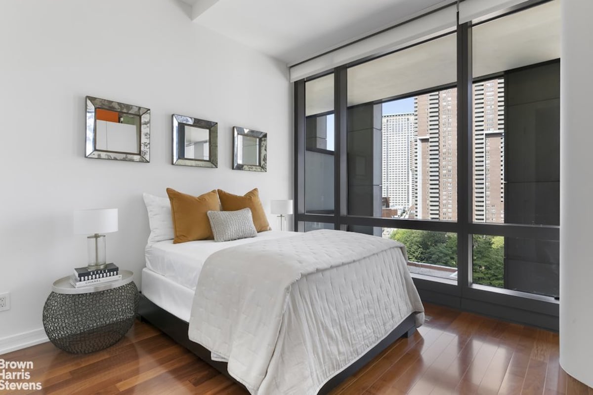 Photo for 101 Warren - 99 Warren Street And 101 Warren Street Condominium in Tribeca, Manhattan