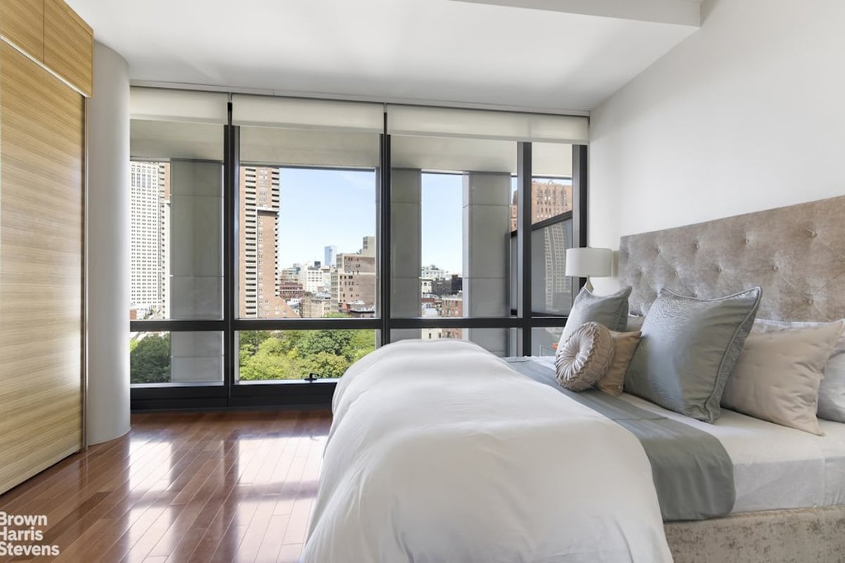 Photo for 101 Warren - 99 Warren Street And 101 Warren Street Condominium in Tribeca, Manhattan