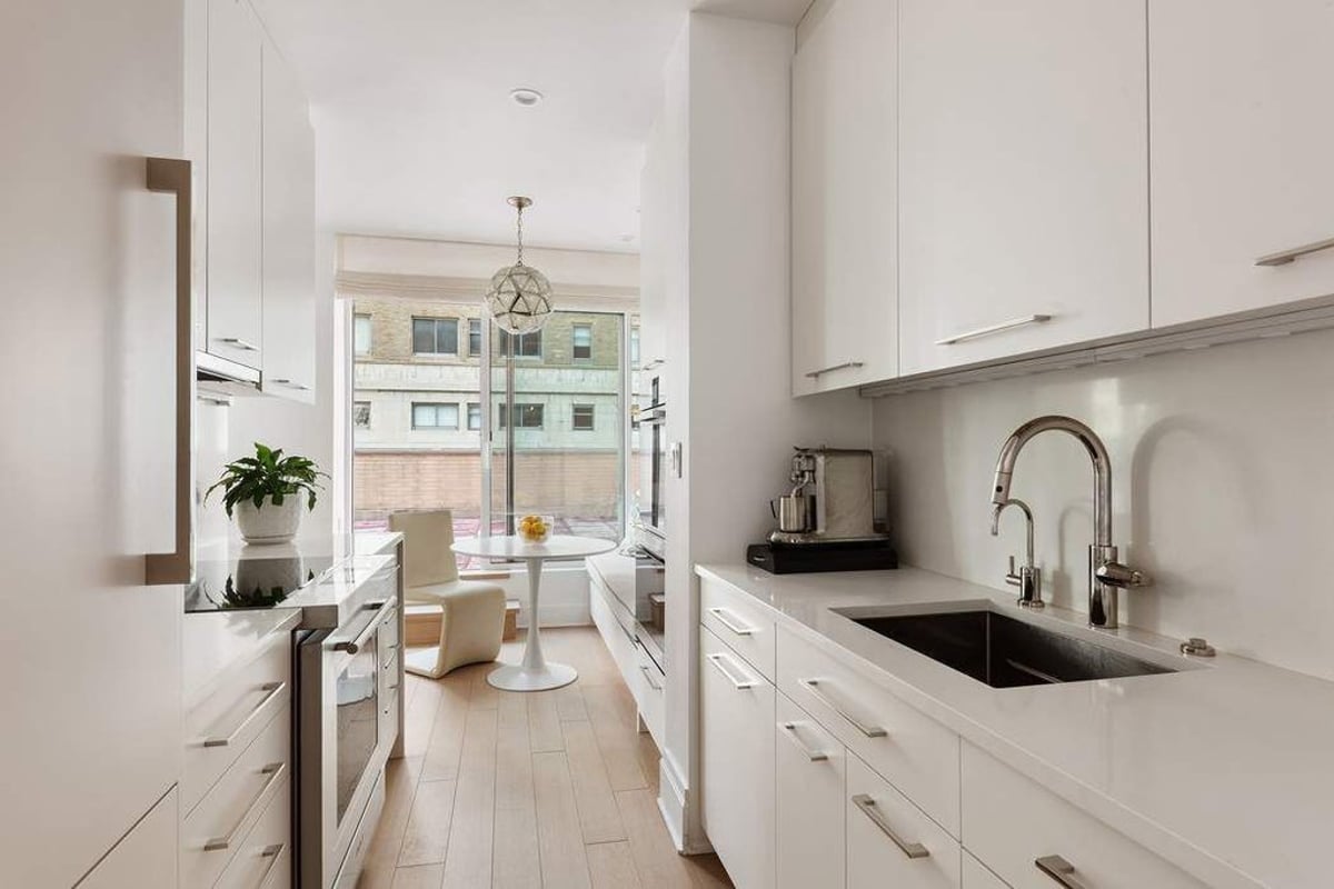 Photo for 200 East 69th Street - 200 East 69th Street Condominium in Upper East Side, Manhattan