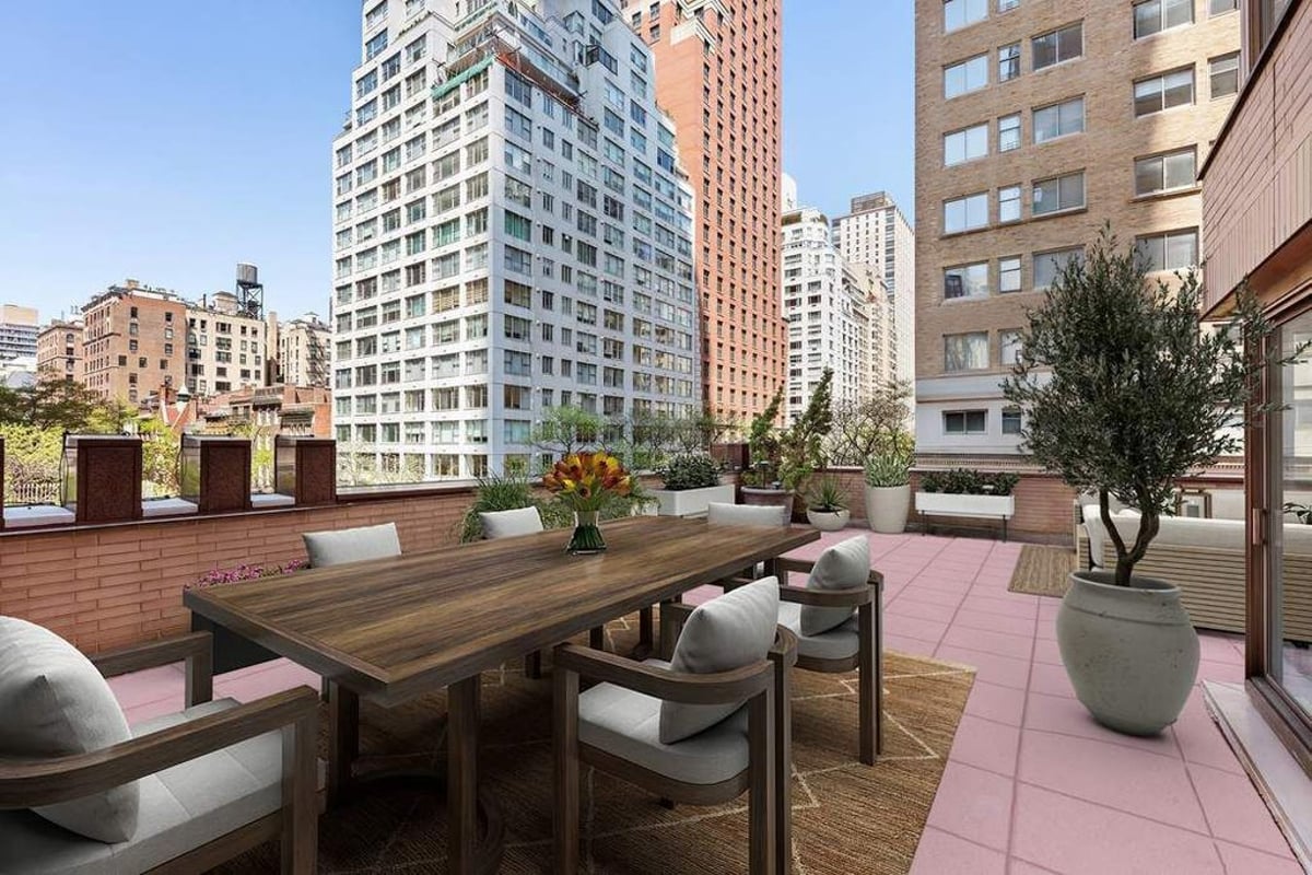 Photo for 200 East 69th Street - 200 East 69th Street Condominium in Upper East Side, Manhattan