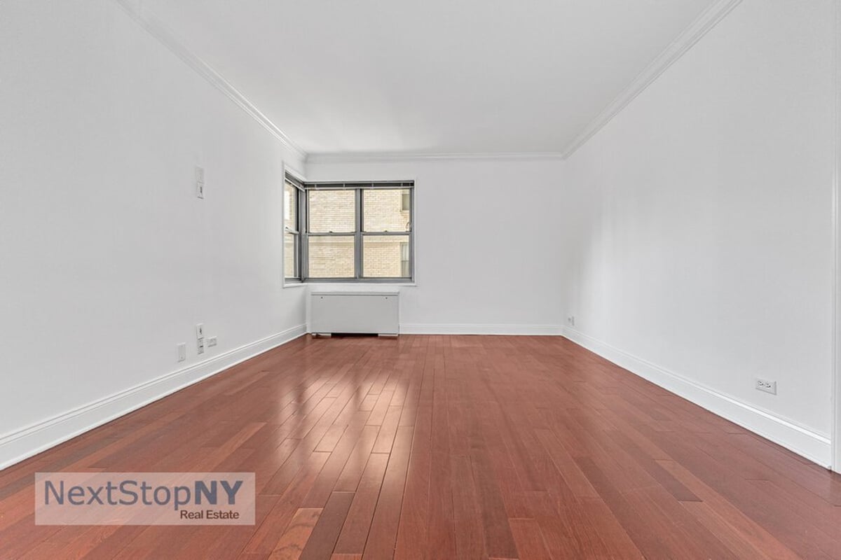 Photo for Plaza 400 - 400 East 56th Street Cooperative in Midtown East, Manhattan