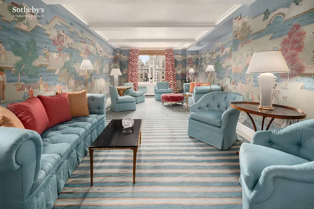 Photo for The Mayfair - 610 Park Avenue Condominium in Upper East Side, Manhattan