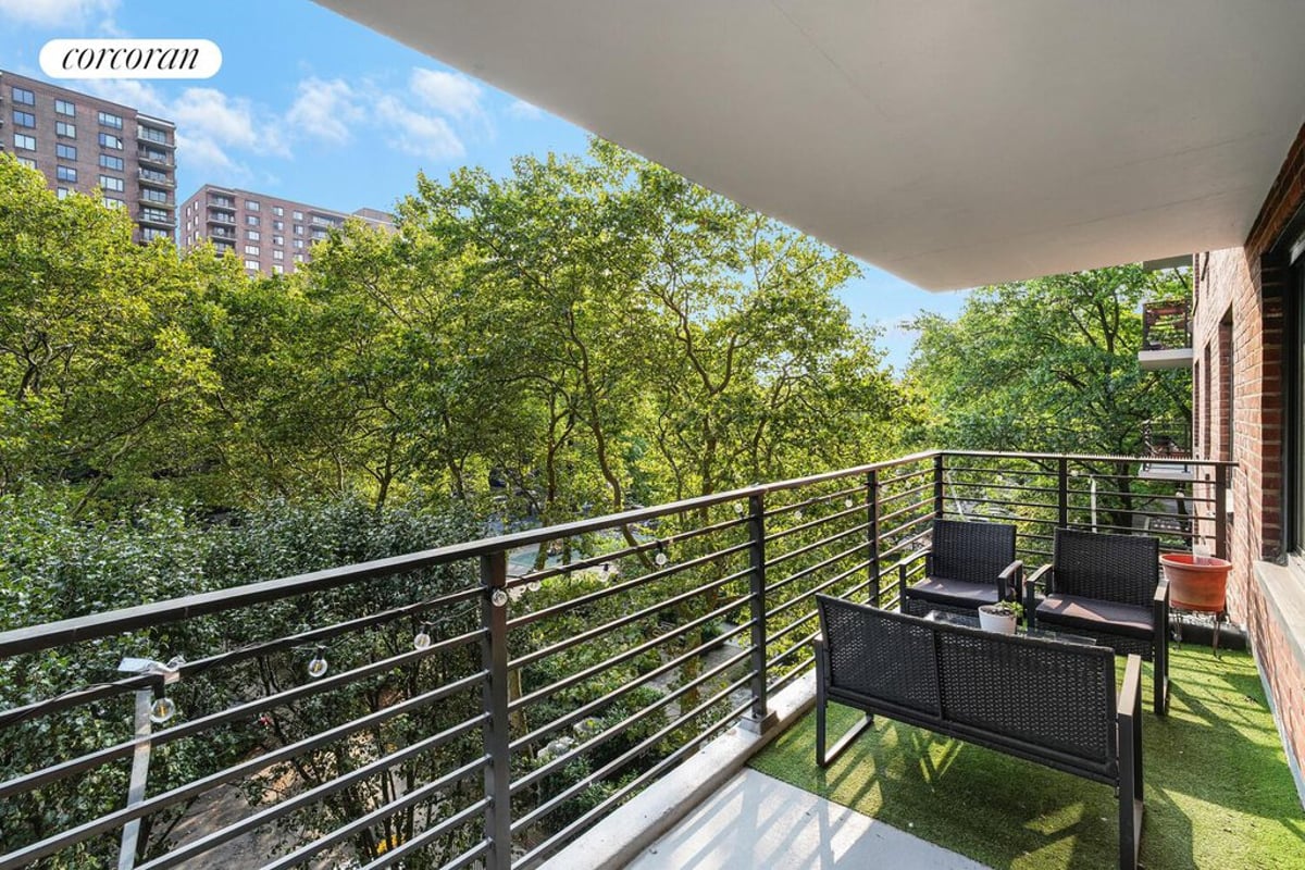 Photo for The Olmsted - 382 Central Park West Condominium in Upper West Side, Manhattan