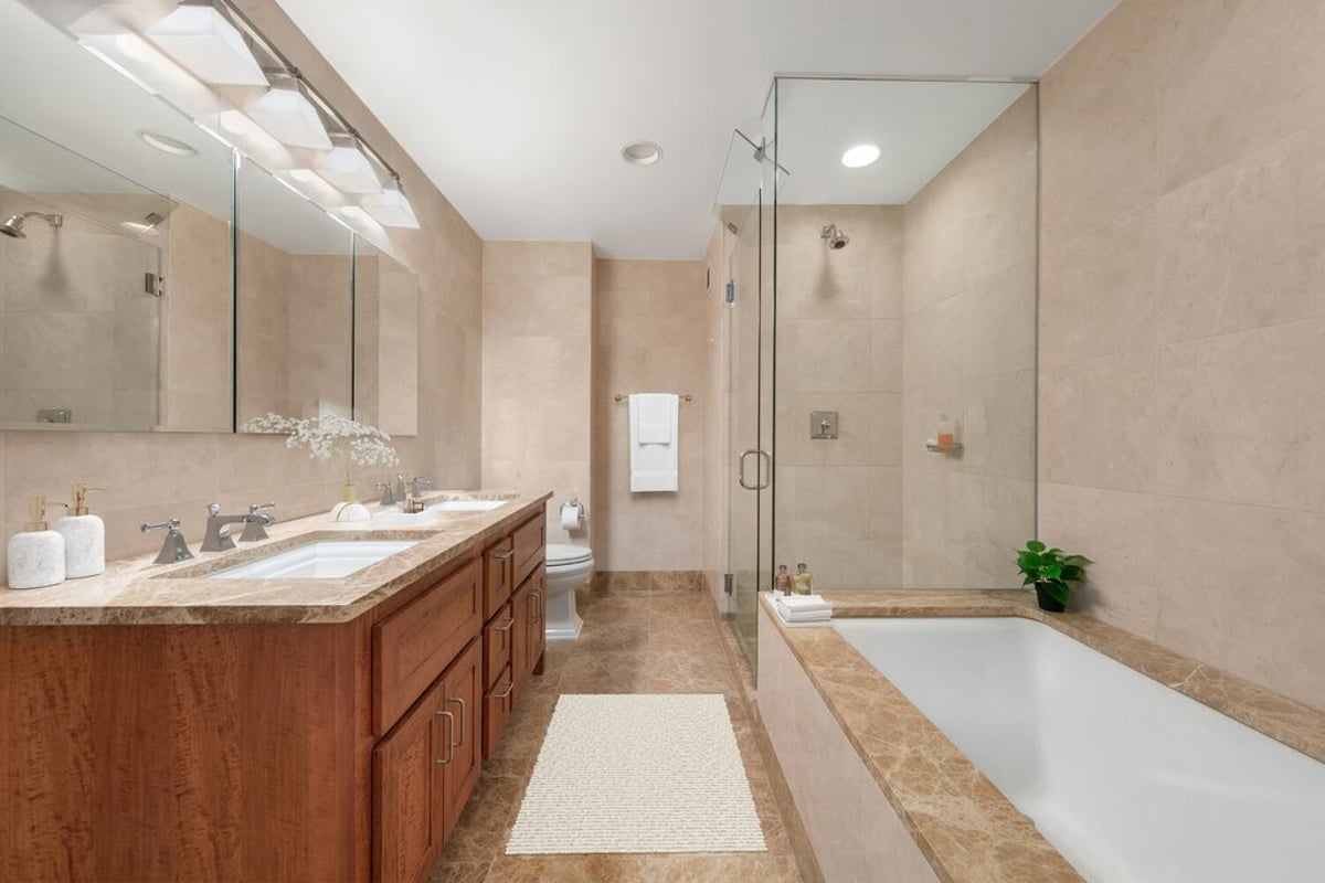 Photo for 45 Park Avenue - 45 Park Avenue Condominium in Murray Hill, Manhattan