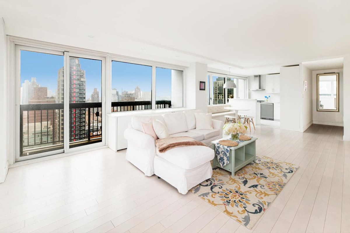 Photo for The Landmark - 300 East 59th Street Cooperative in Sutton Place, Manhattan