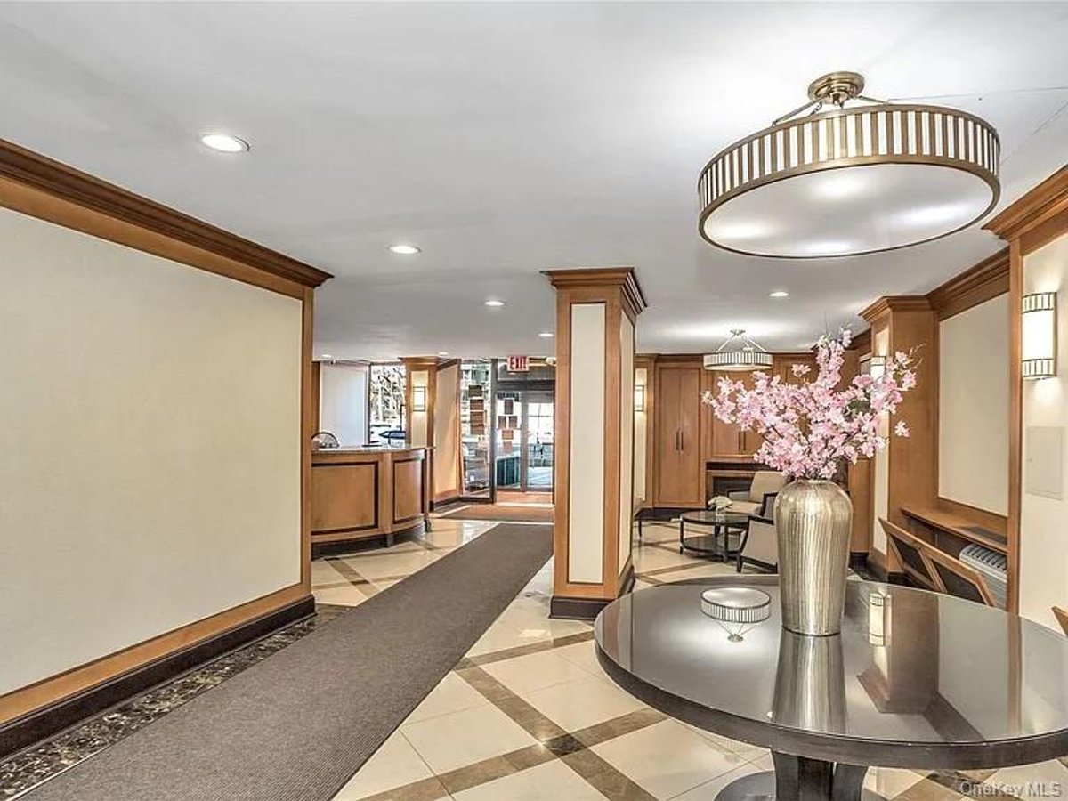 Photo for 118-18 Union Turnpike - 118-18 Union Turnpike Cooperative in Kew Gardens, Queens