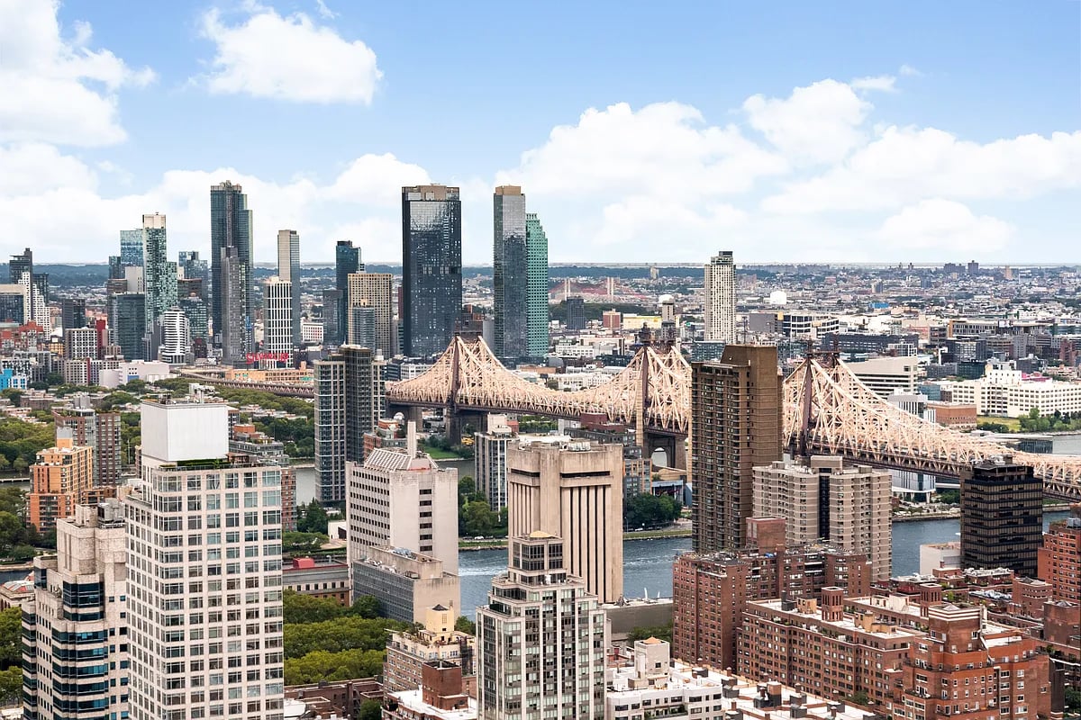 Photo for 200 East 69th Street - 200 East 69th Street Condominium in Upper East Side, Manhattan