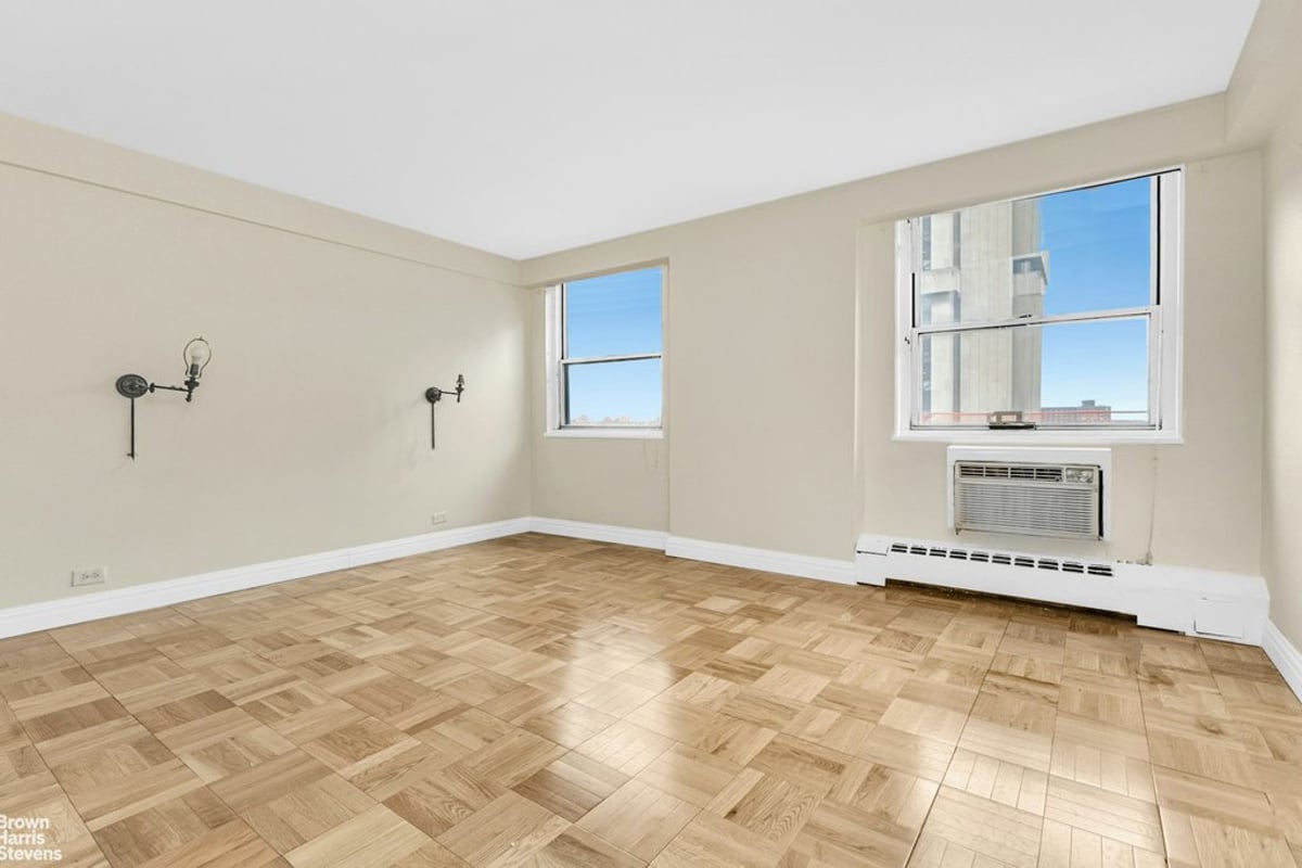 Photo for York River House - 1175 York Avenue  (Resubmit)(Old#C84-166) Condominium in Upper East Side, Manhattan