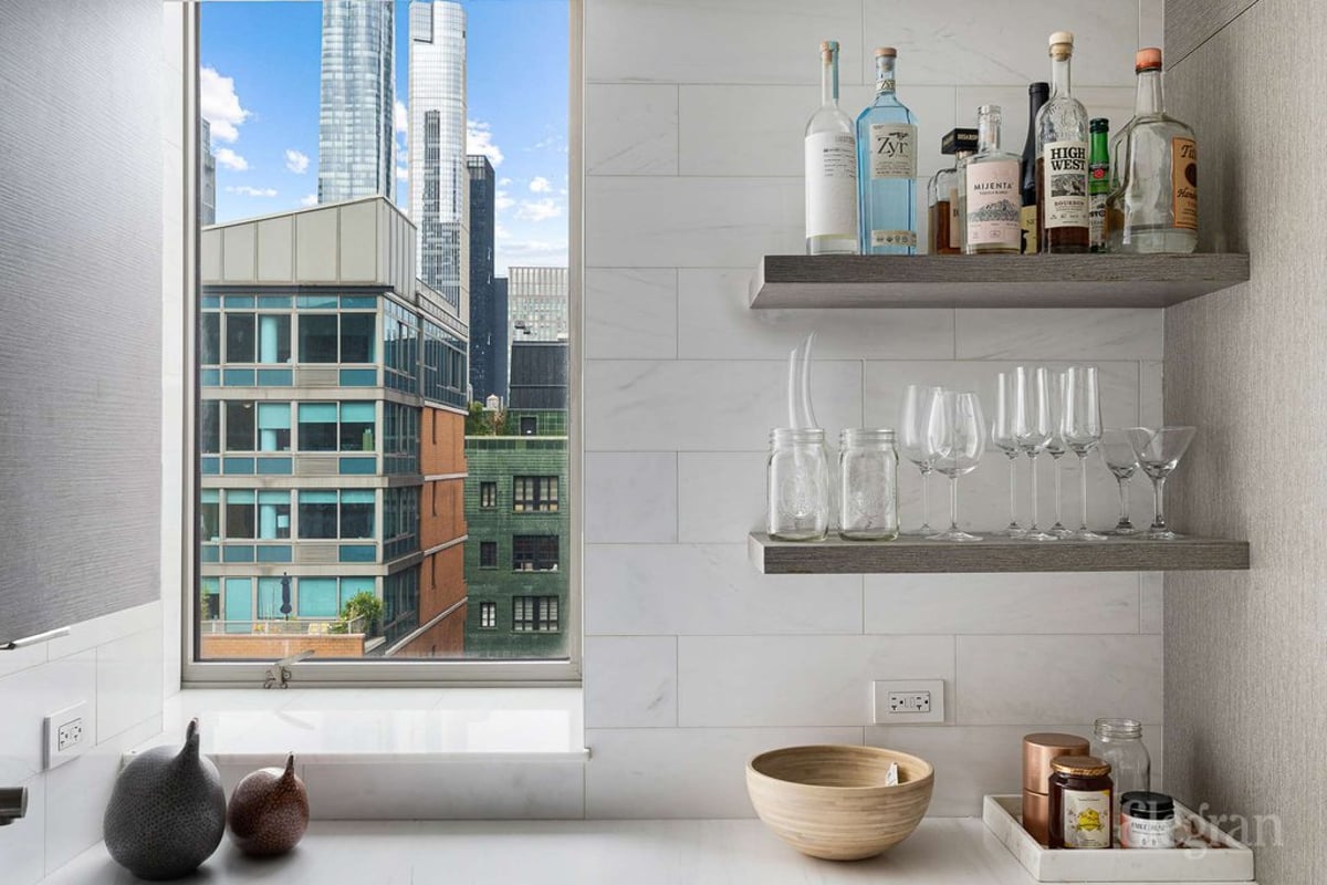 Photo for The Marais - 520 West 23rd Street Cooperative in Chelsea, Manhattan