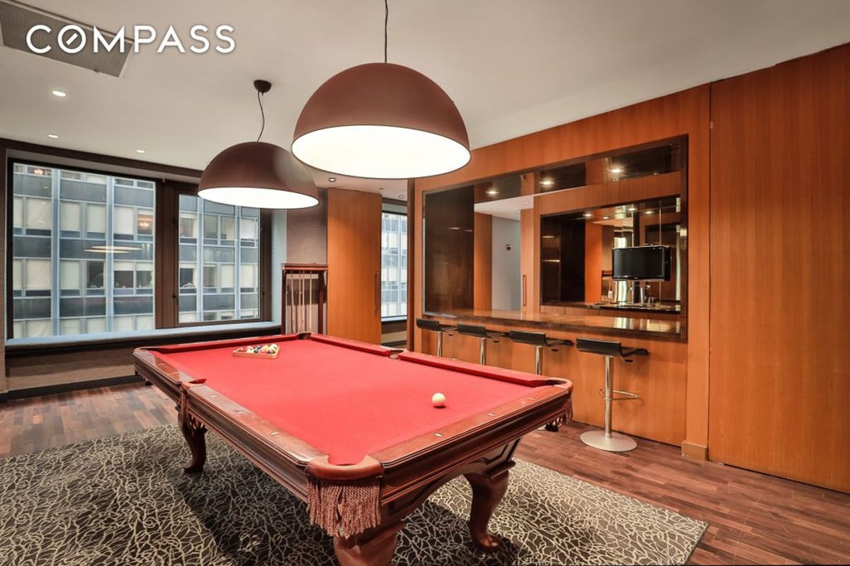 Photo for 75 Wall Street - 75 Wall Street Condominium in Financial District, Manhattan