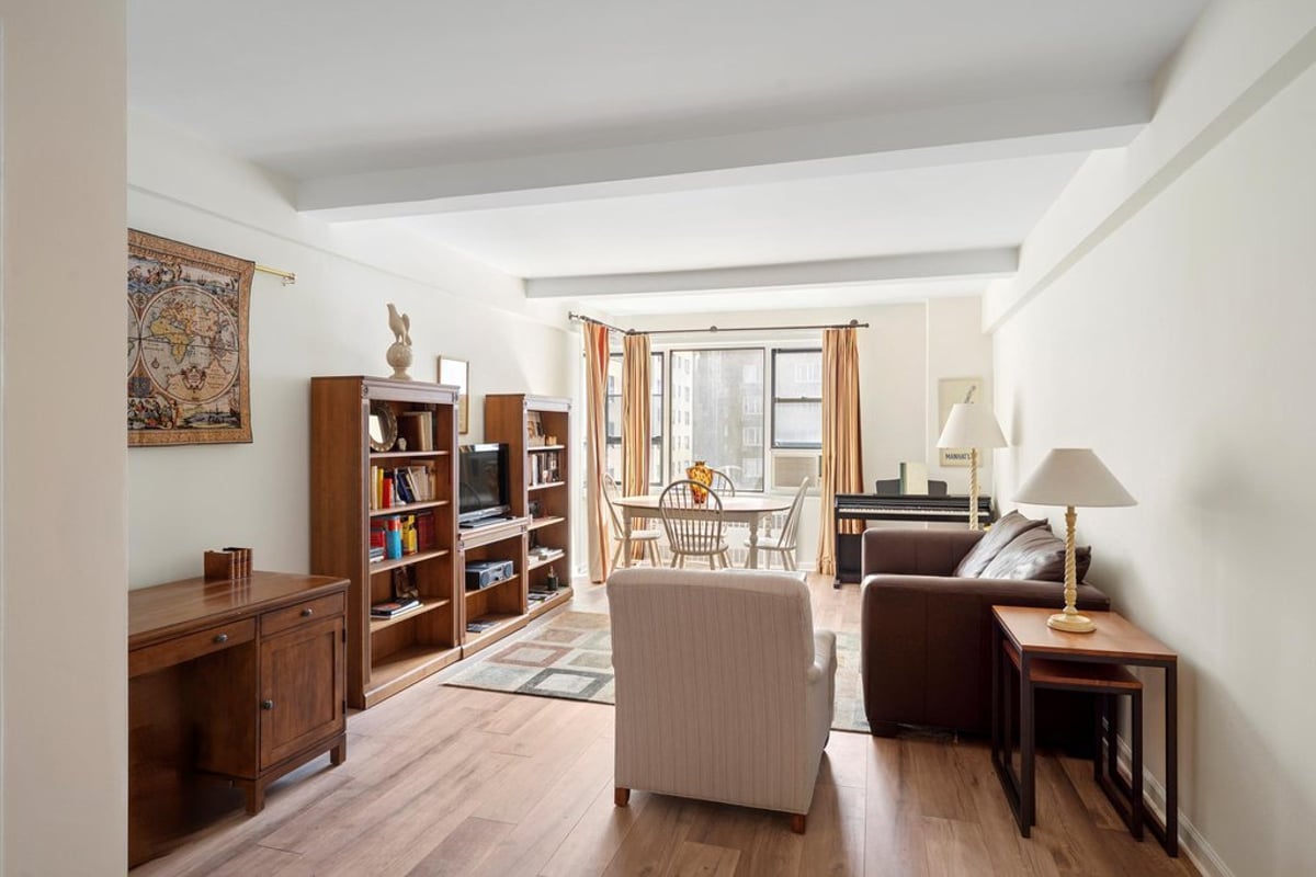 Photo for Morgan Park Condominium - 30 East 37th Street Condominium in Murray Hill, Manhattan