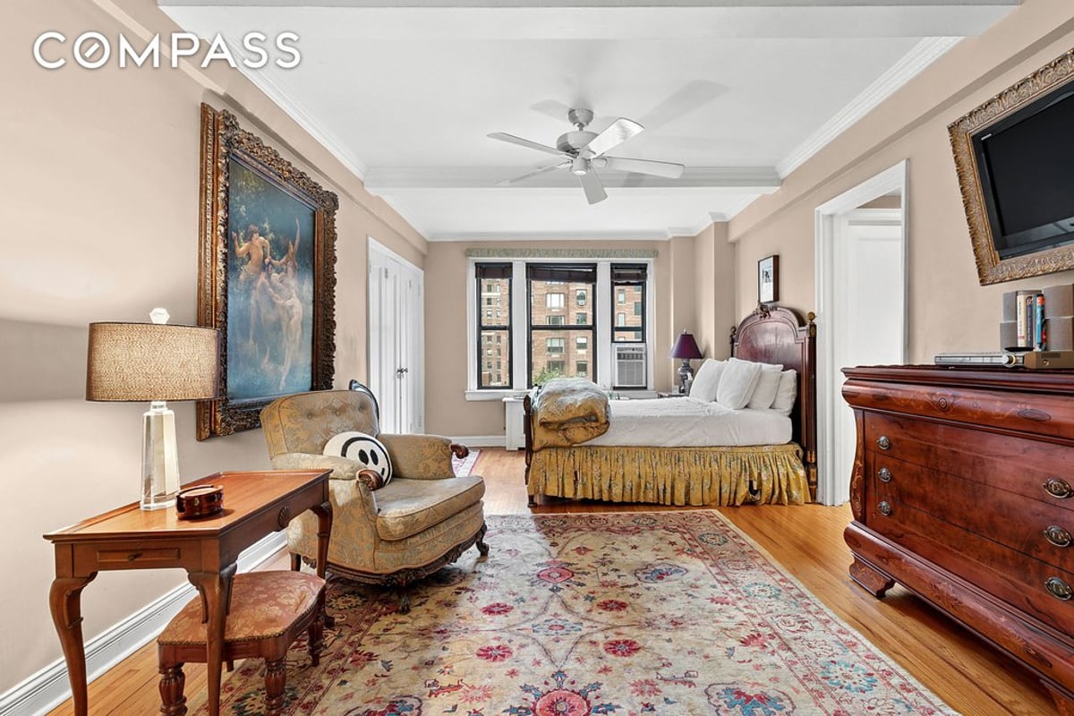 Photo for 339 East 58th Street - 339 East 58th Street Cooperative in Midtown East, Manhattan