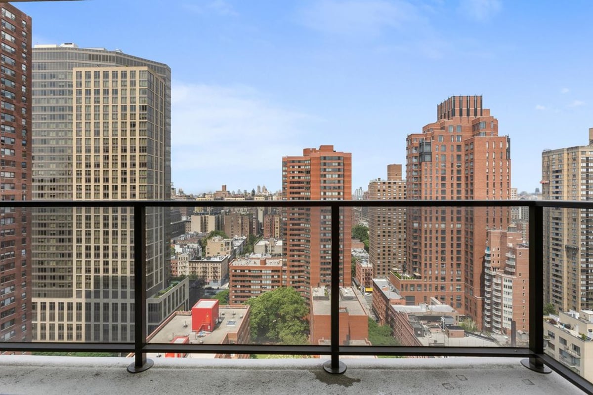 Photo for Astor Terrace - 245 East 93rd Street Condominium in Upper East Side, Manhattan